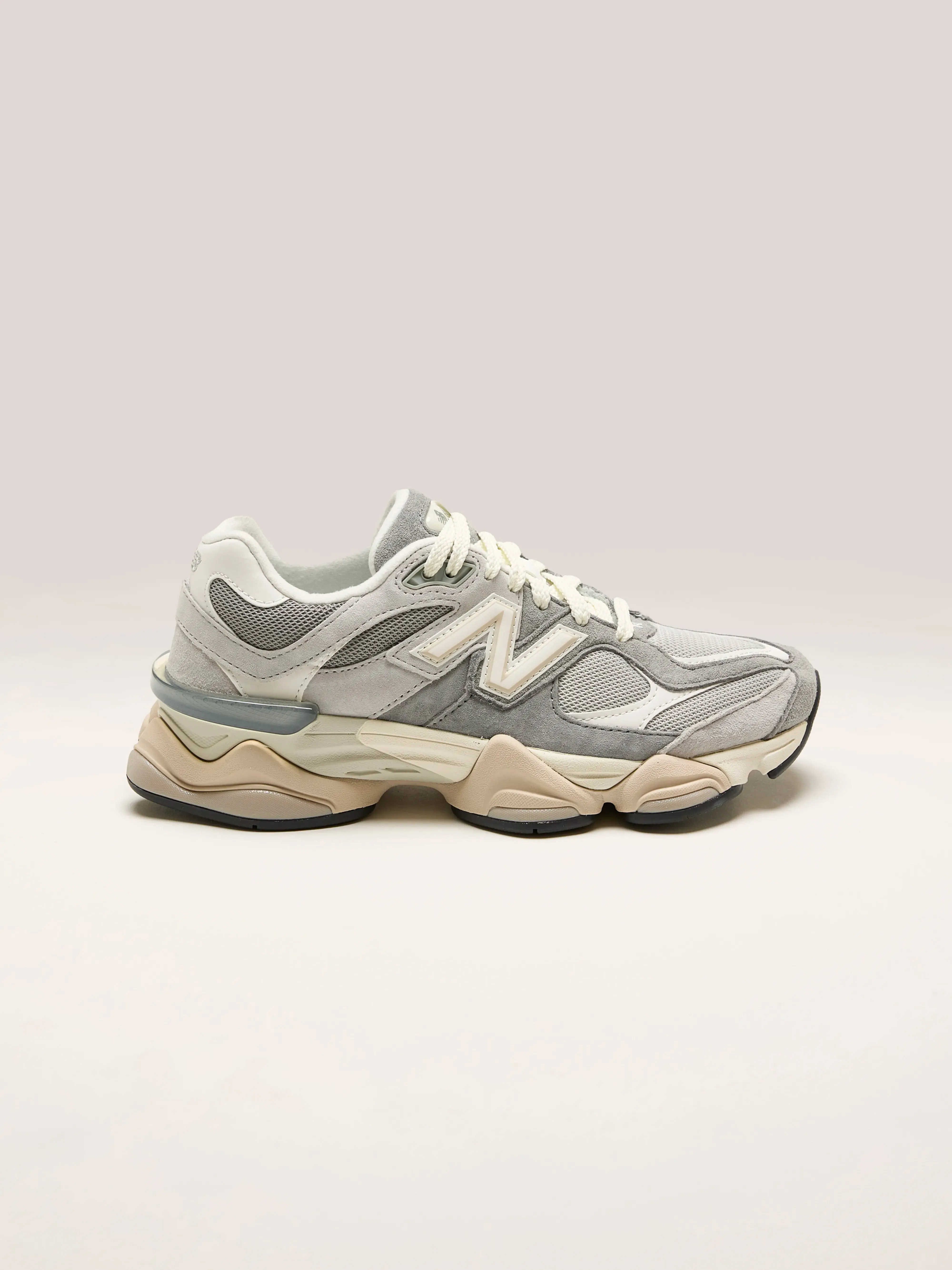 9060 for Women (242 / W / GREY)