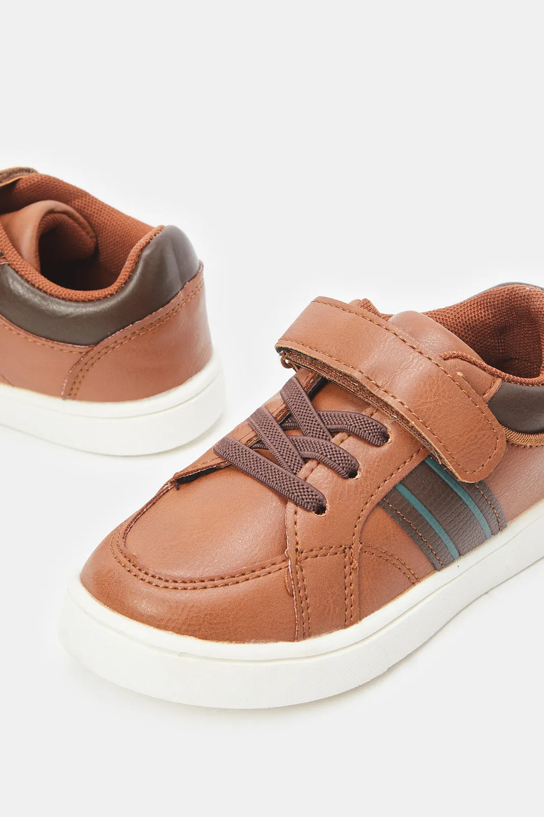 Boys Brown Material Block Sneaker