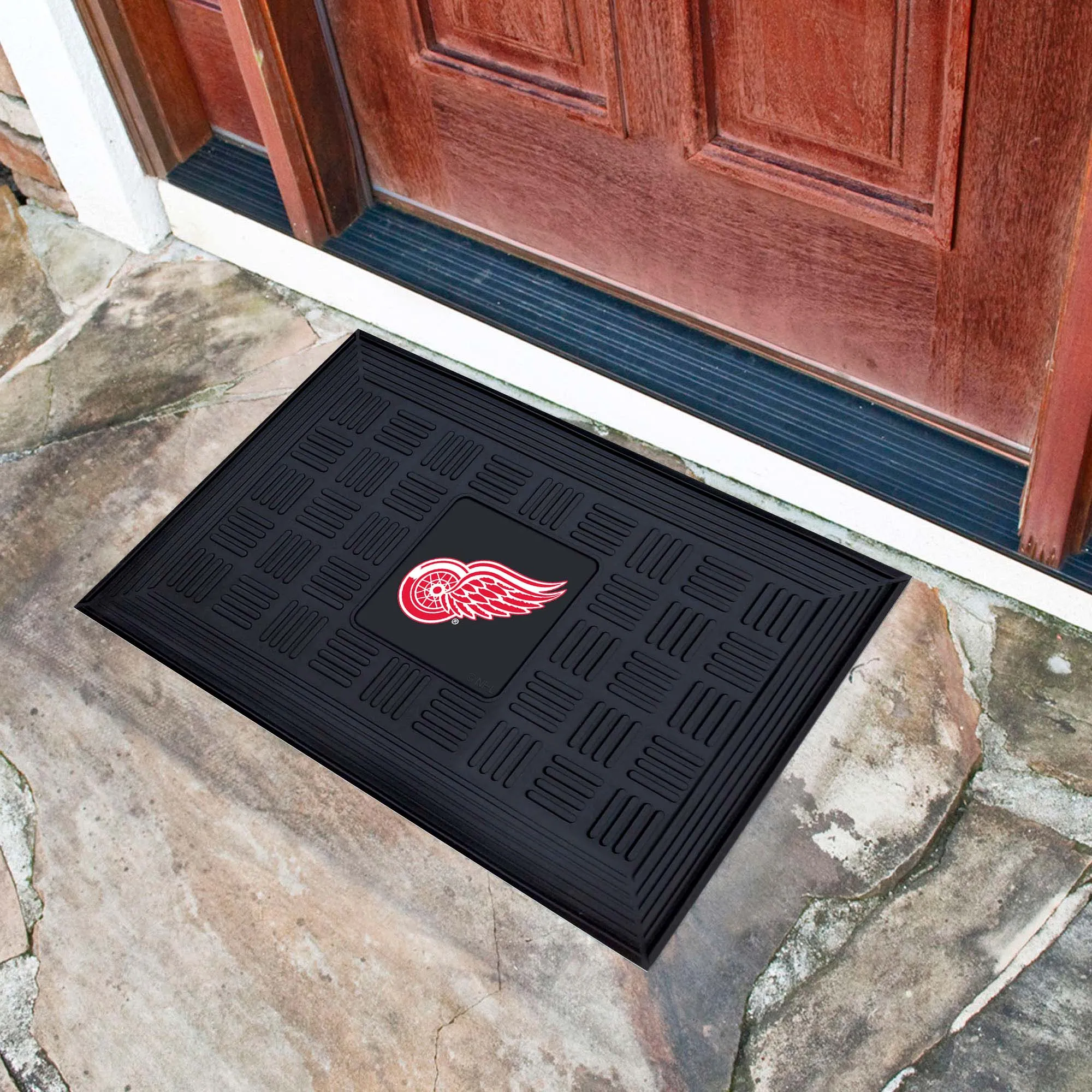 Detroit Red Wings Heavy Duty Vinyl Medallion Door Mat - 19.5in. x 31in.