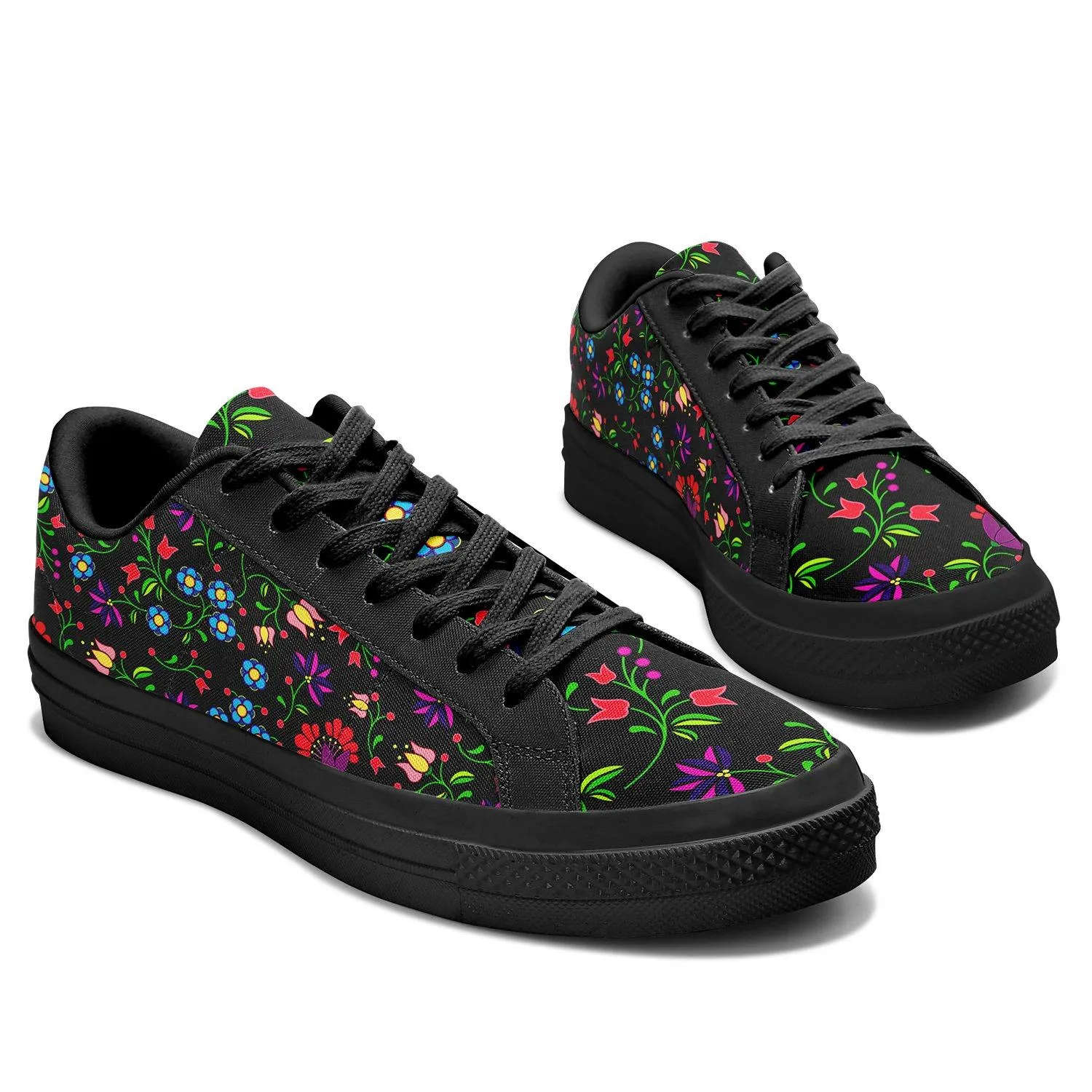 Fleur Indigine Aapisi Low Top Canvas Shoes Black Sole