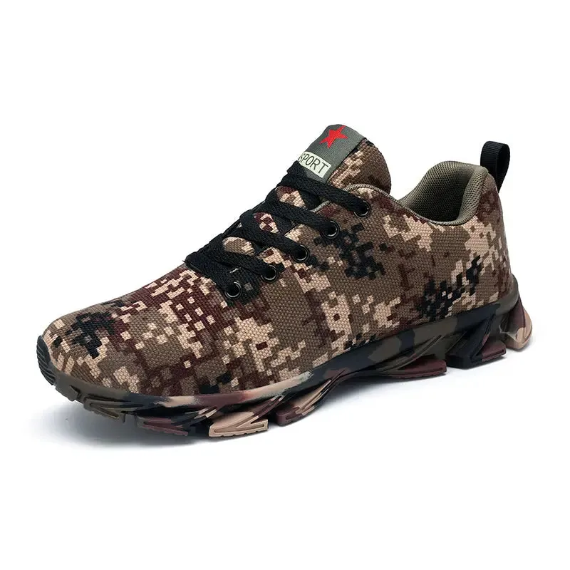 New Outdoor Shoes Men Breathable Hiking Shoes Light Weight Camouflage Hiking Shoes