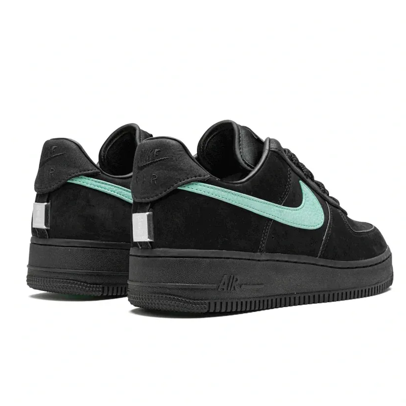 Nike Air Force 1 LOW "Tiffany and Co." Sneaker