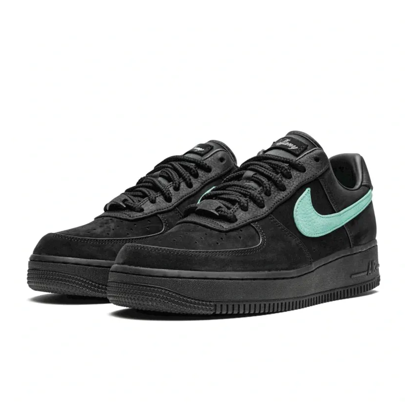 Nike Air Force 1 LOW "Tiffany and Co." Sneaker