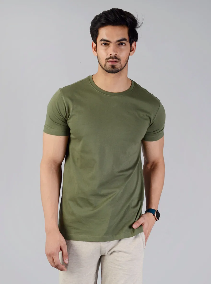 Olive Green Solid Slim Fit T-shirt | JadeBlue