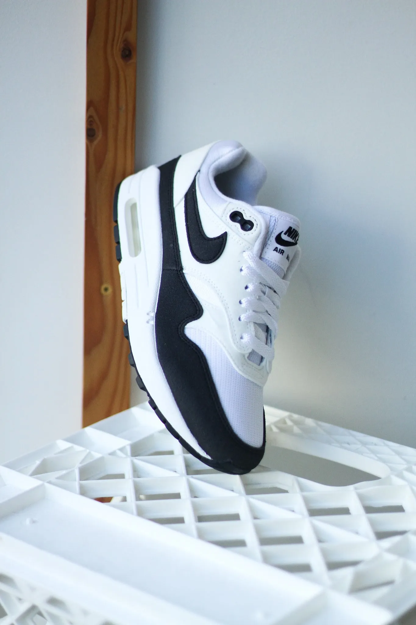 W AIR MAX 1 "BLACK"